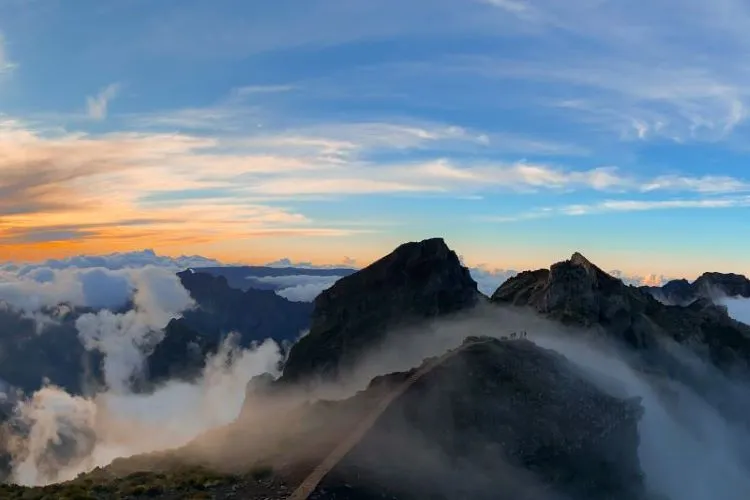 Pico Ariero à Madère nuage