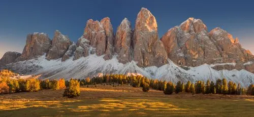 Massif de Sella coucher de soleil dans les Dolomites