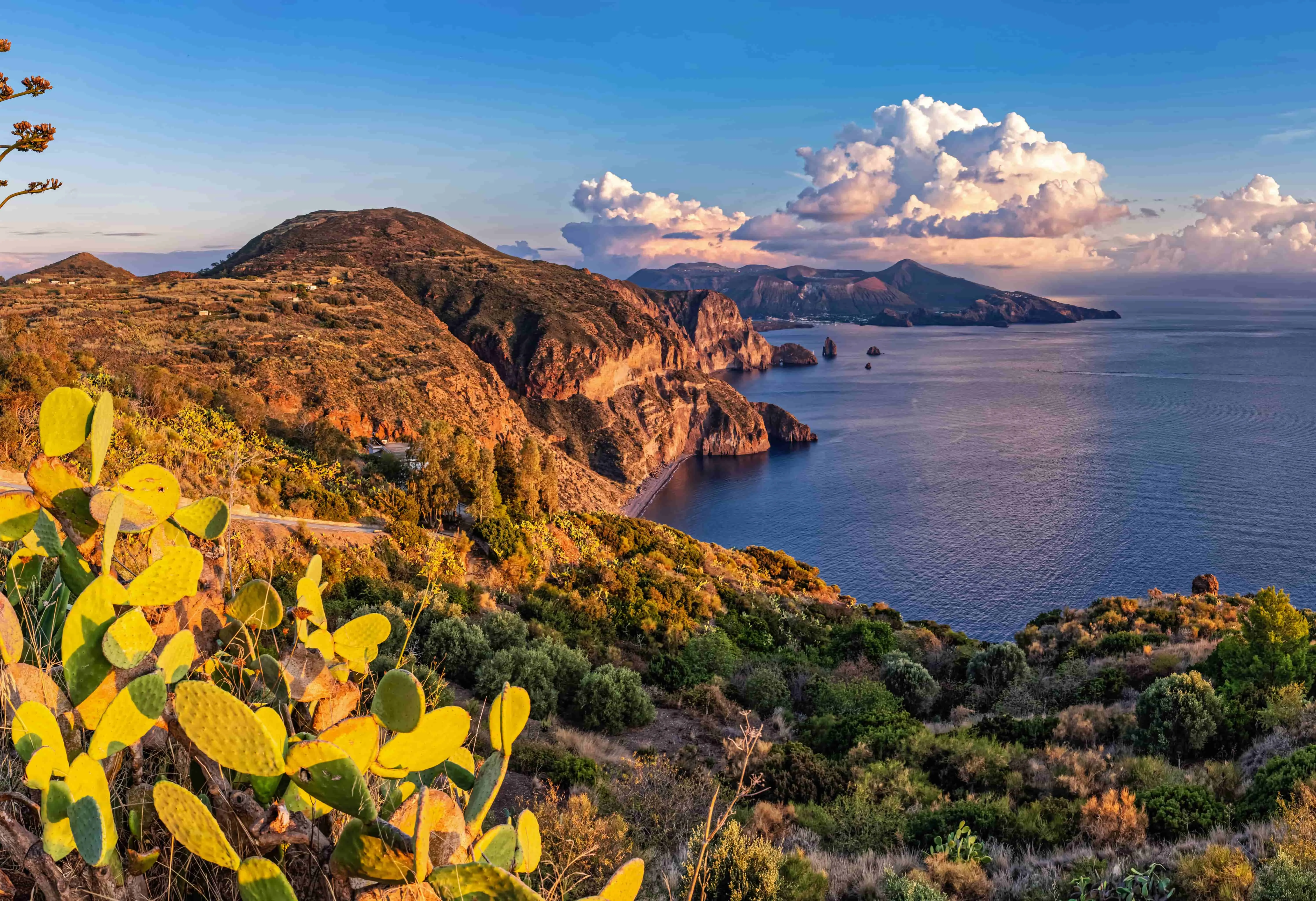 Ile Europe : les Iles Eoliennes