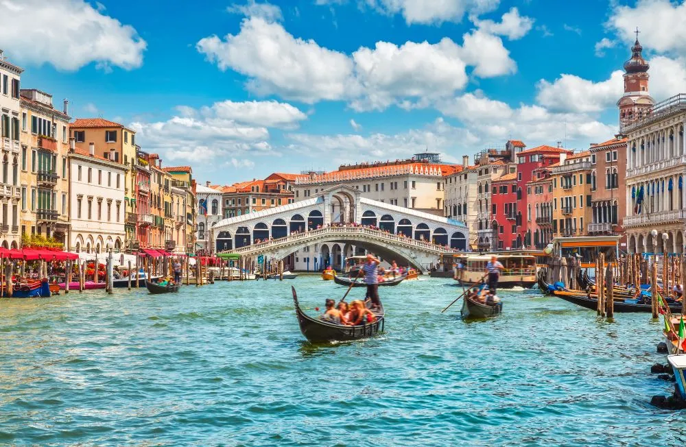 Pont du Rialto et grand canal Place Saint-Marc Venise