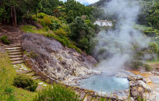 bain-chaud-furnas-sao-miguel-acores