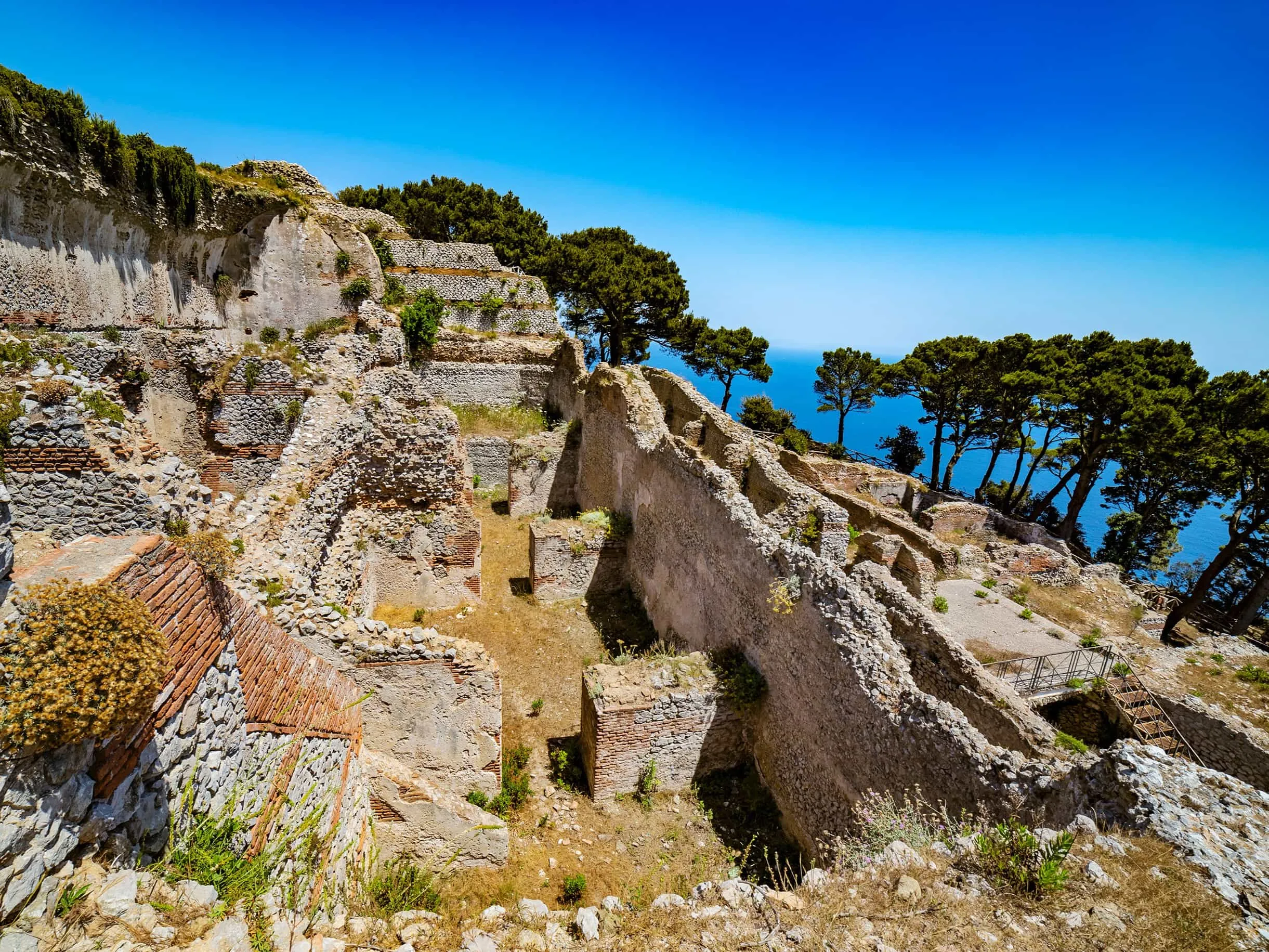 villa-jovis-capri.webp