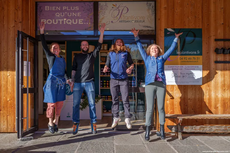 genepi liqueur des alpes le plantivore queyras