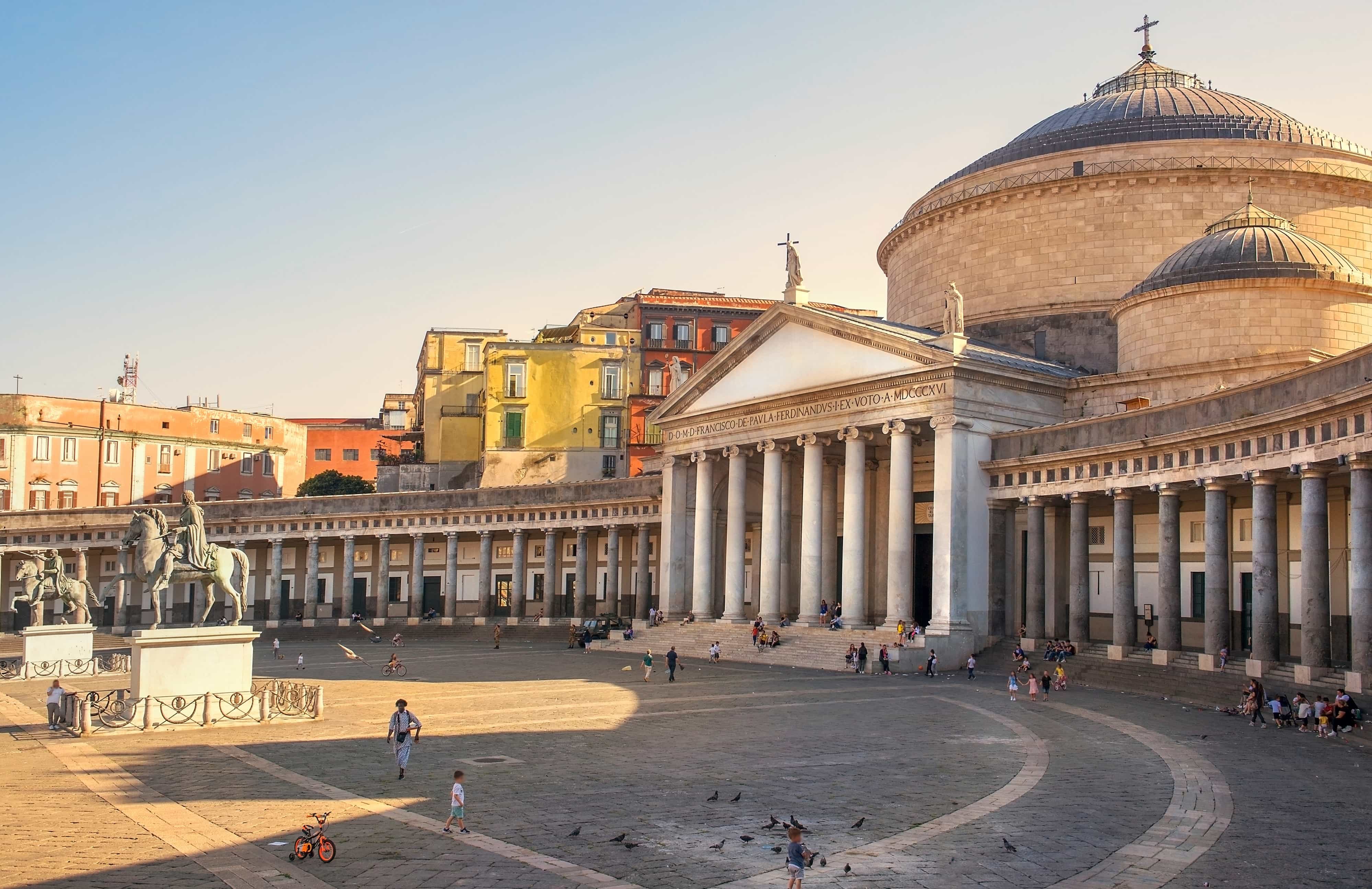 Que faire a Naples : Piazza del Plebiscito