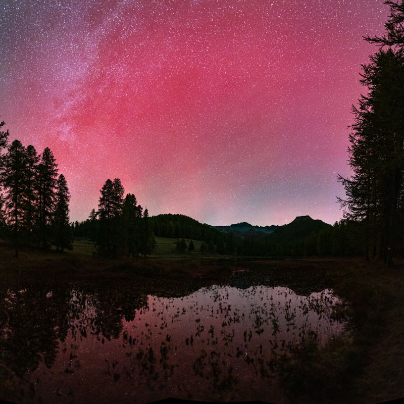 AUrores boreales au lac de roue dans le queyras