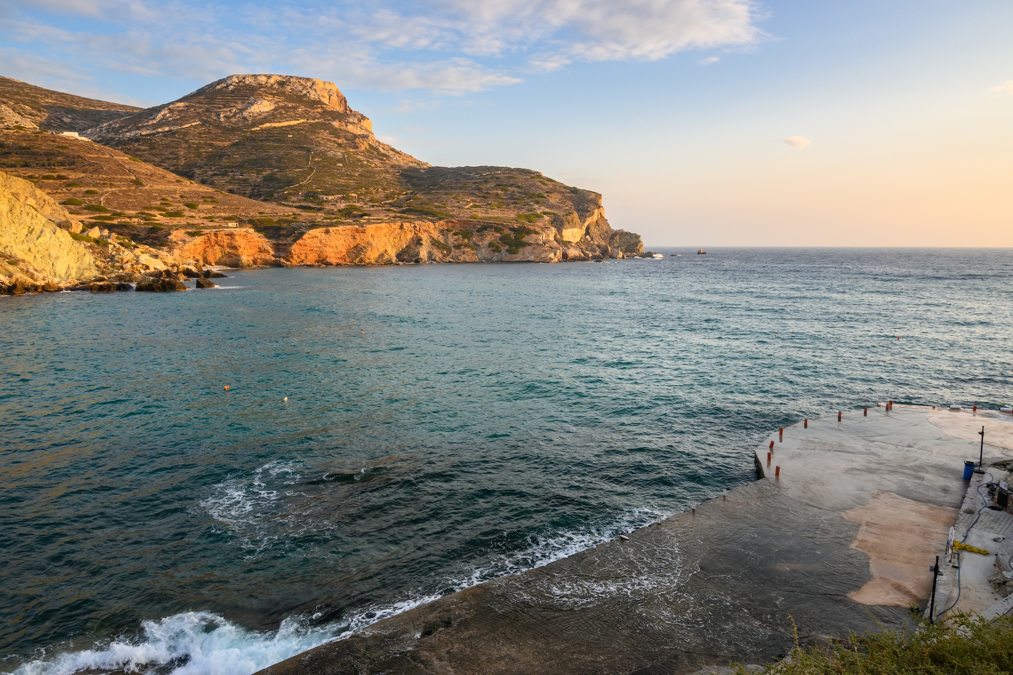 La Baie d'Agali en fin de journée baie d'agali folegandros cyclades