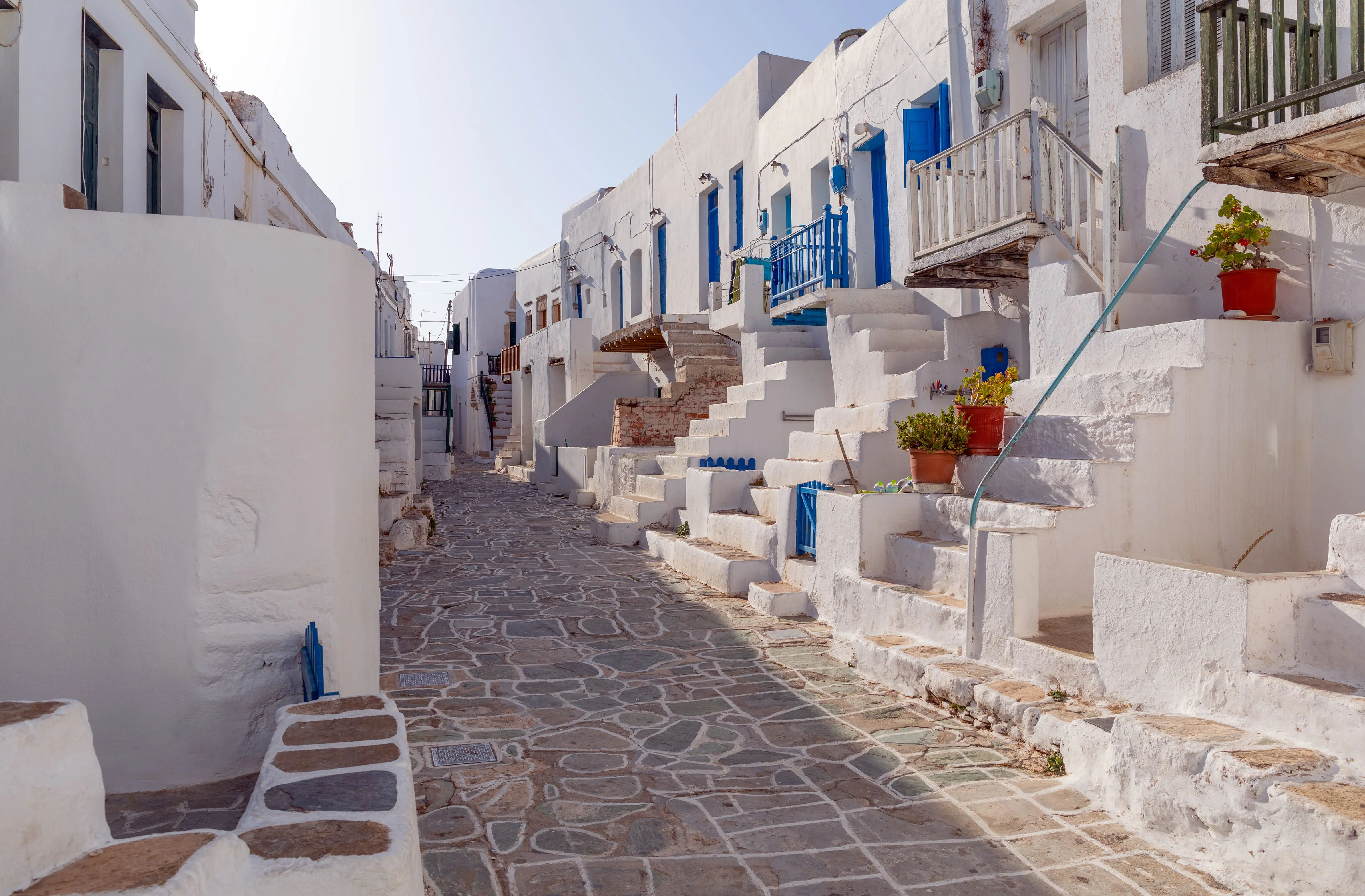 centre village chora folegandors