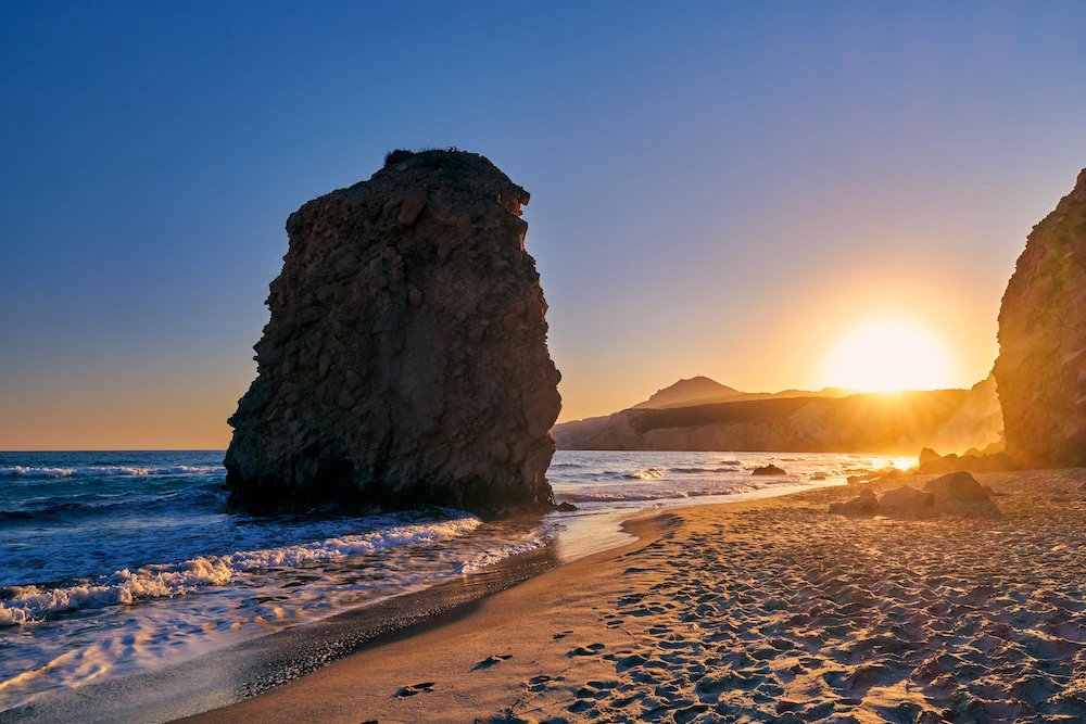 Plage de firiplaka milos plage firiplaka