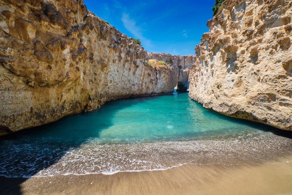 Plage de papafragas à Milos plage papafragas