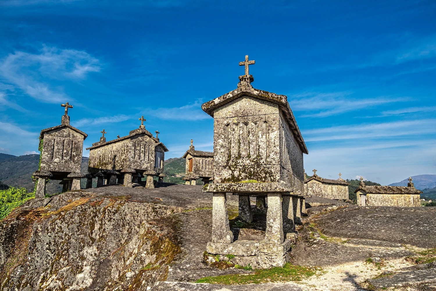 Espigueiros de Soajo - Peneda Geres espigueiros portugal
