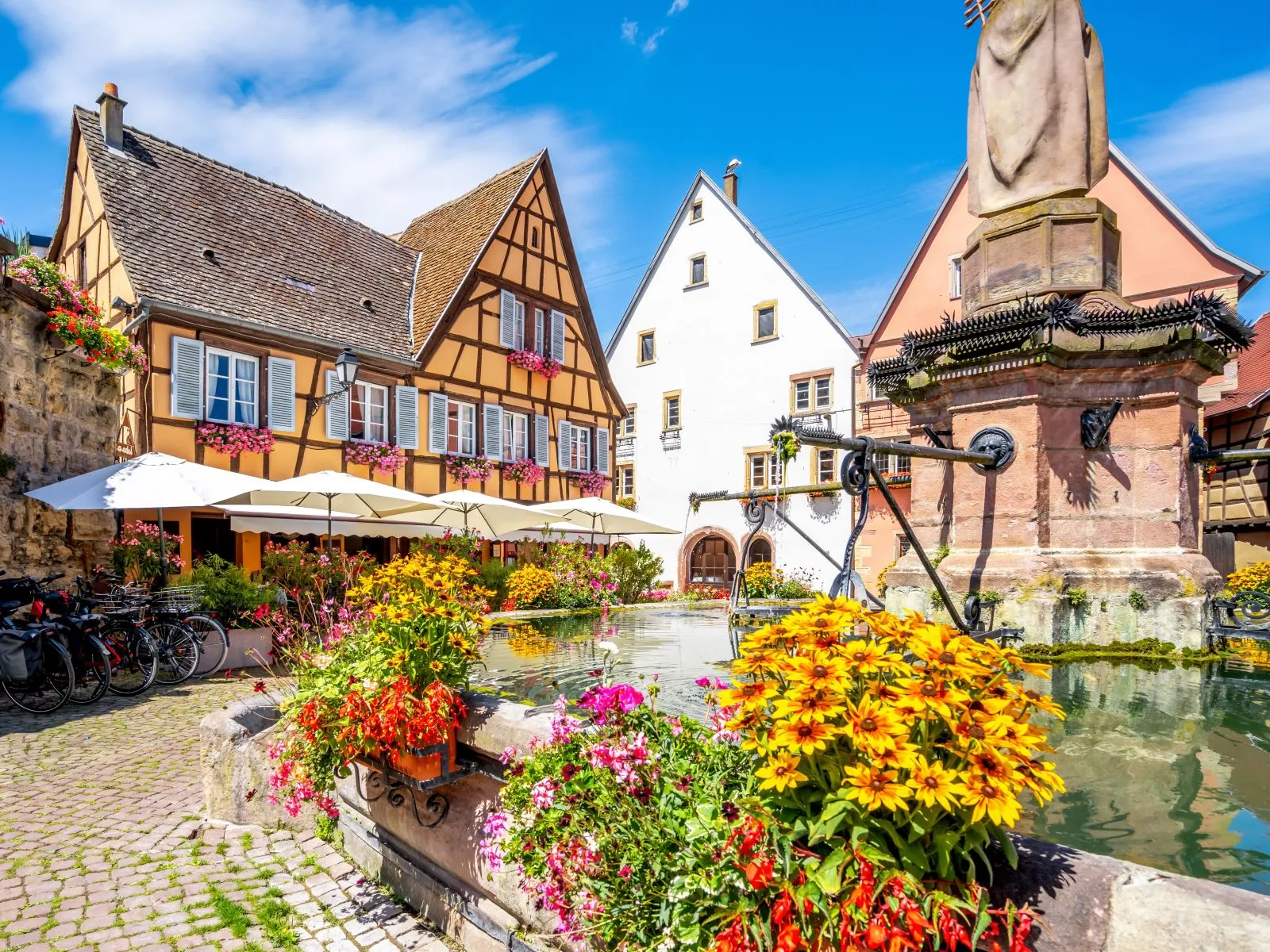altstadt eguisheim frankreich