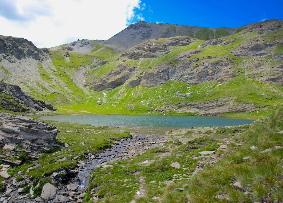 lac altitude montagne alpes
