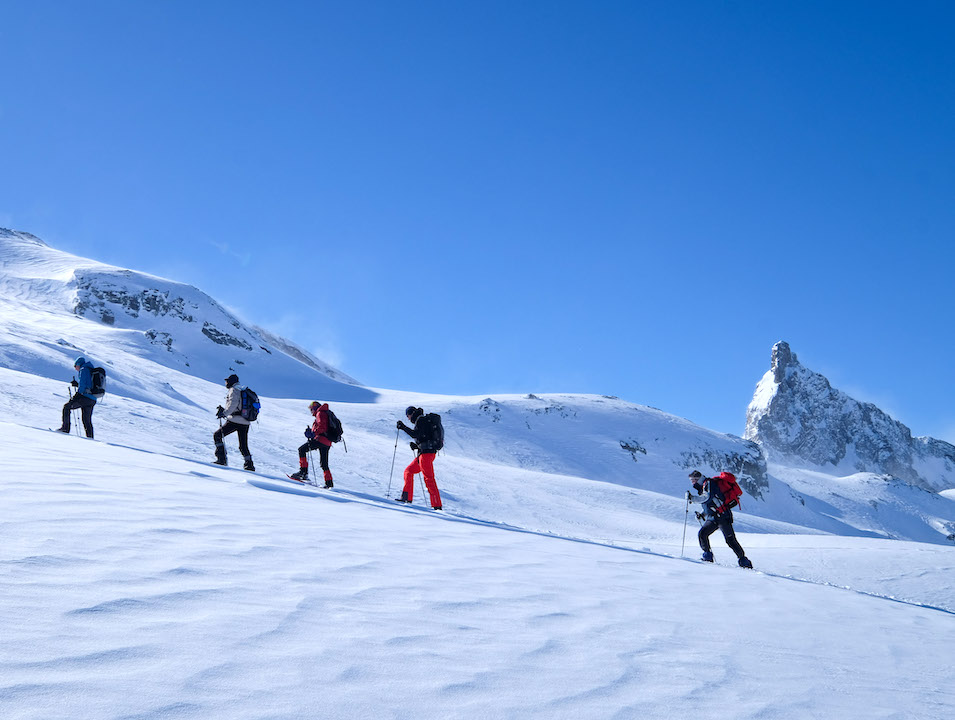 randonnee raquettes dans les alpes
