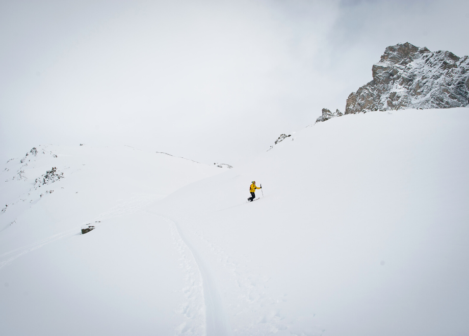 Chaînes neige : quand les utiliser, comment les monter? - Envie de Queyras