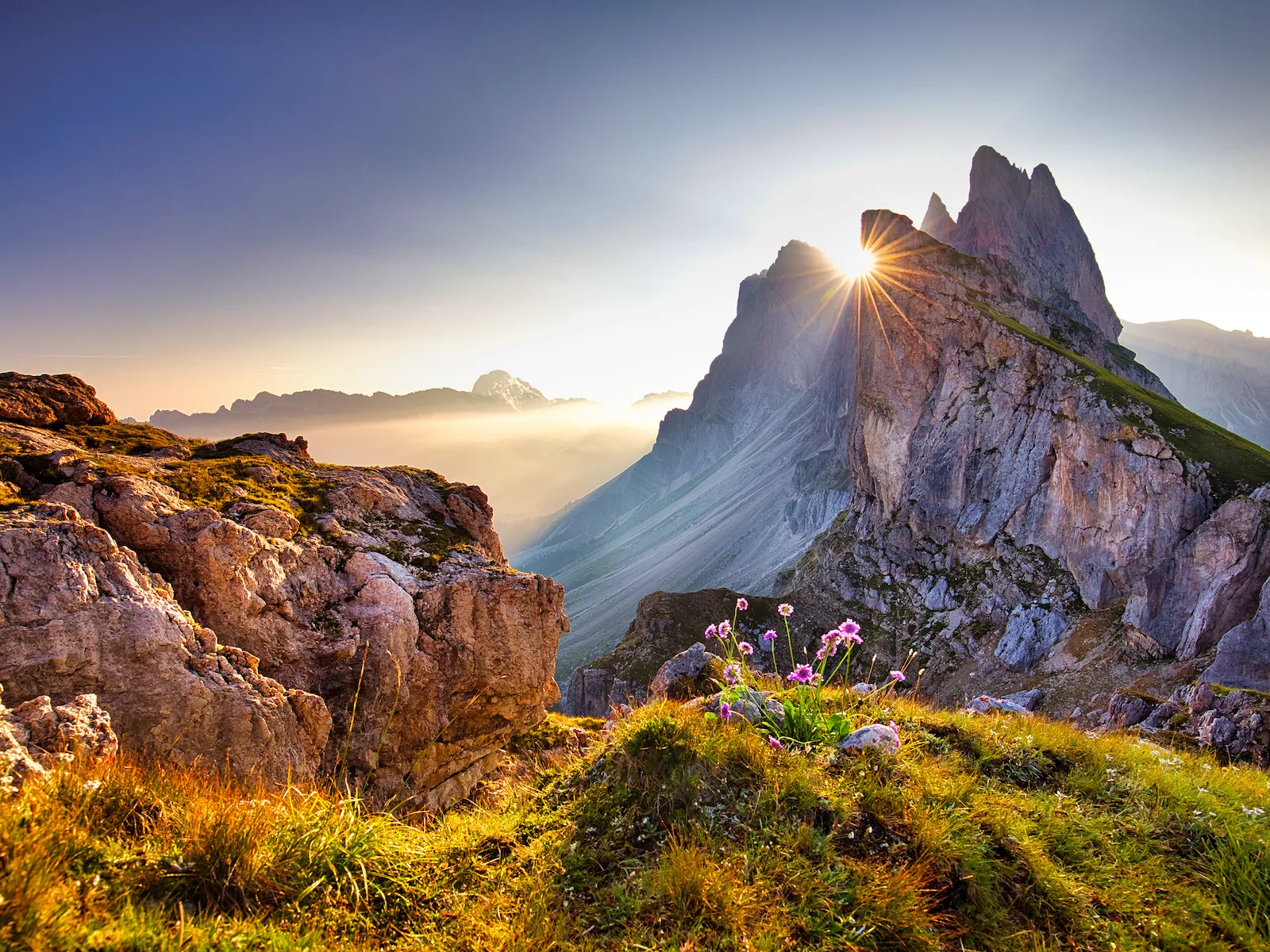 amazing view on seceda peak dolomites alps itadl02
