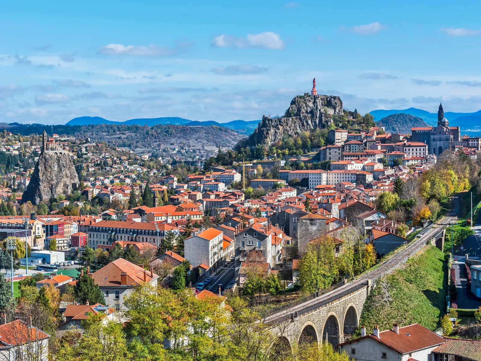 cityscape of puy en velay town haute loire auvergne rhone alpes framc03