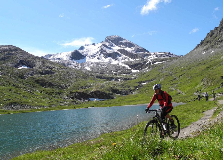 Les plus belles vallées des Alpes du Sud en VTT électrique