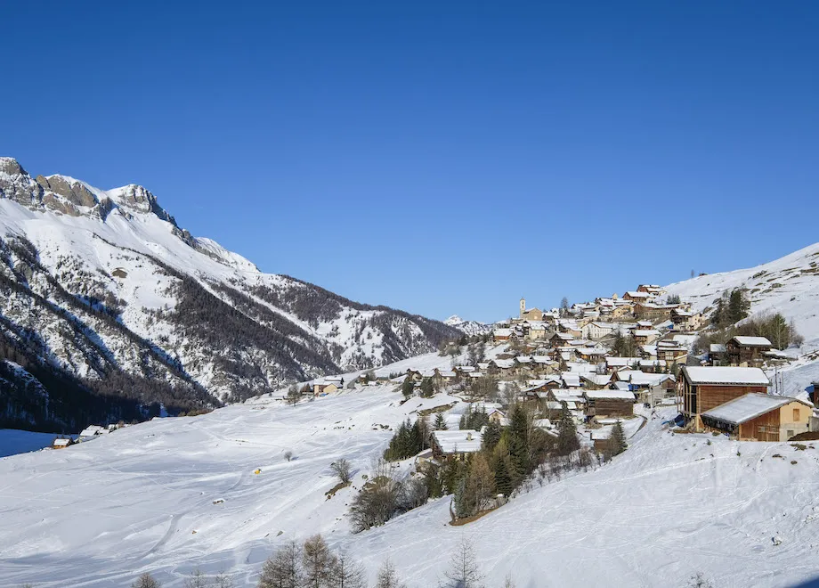 saint veran hautes alpes hiver