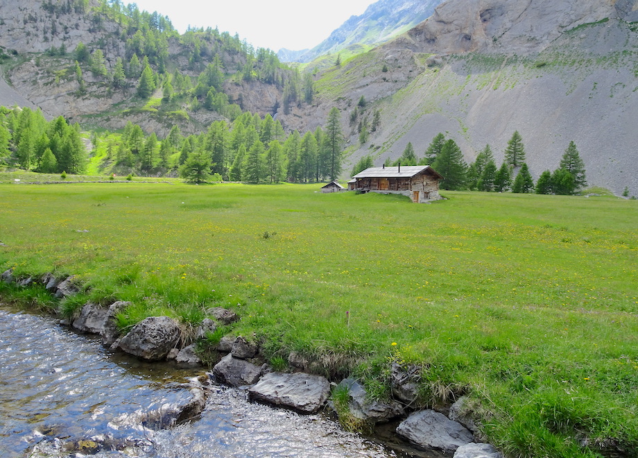 trek chalets clapeyto randonnee - Briançon à Larche par le GR5