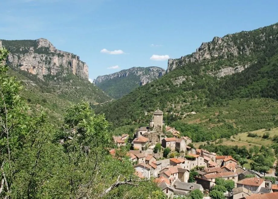 village vallee gorges tarn jonte psjean