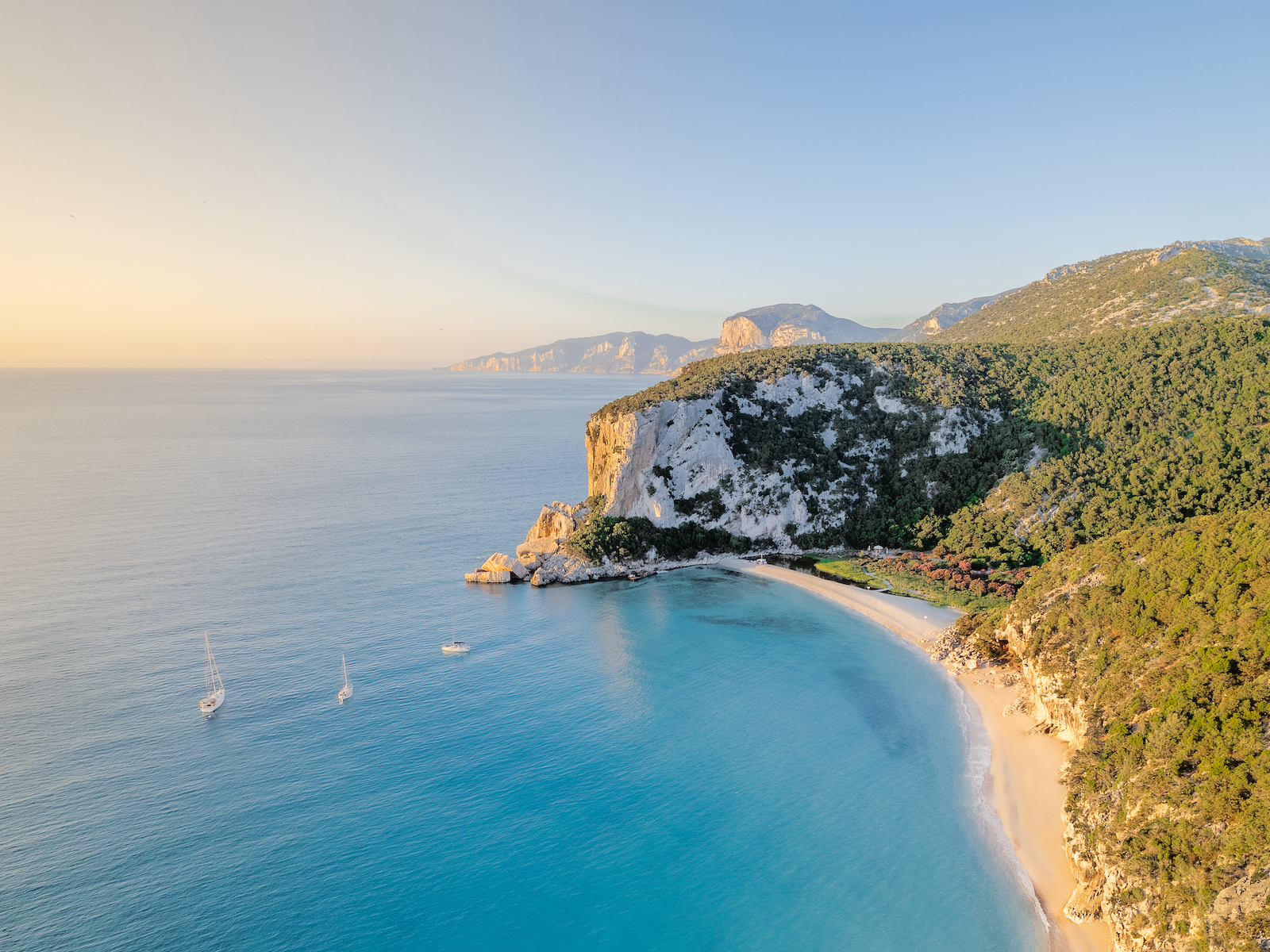 Cala luna coucher de soleil Sardaigne