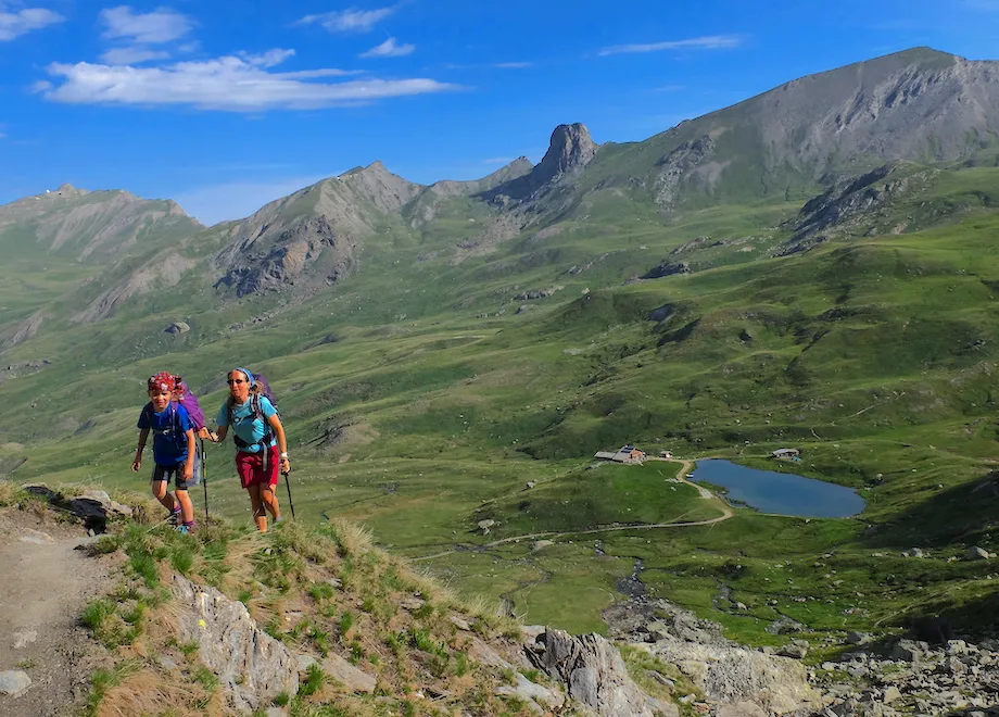 refuge randonnee famille alpes
