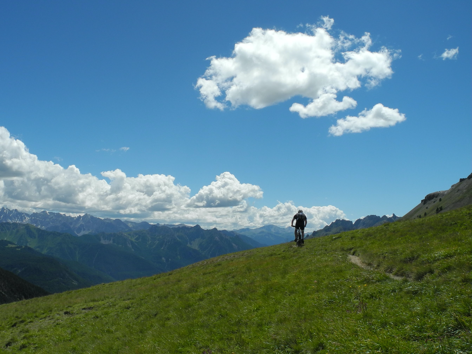 vtt dans le Queyras en été