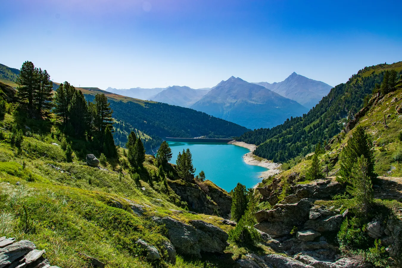 lac et barrage du plan damont