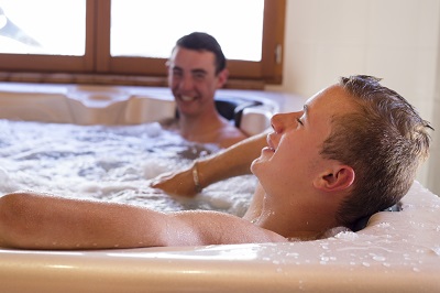 gite la vie sauvage jacuzzi