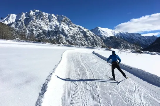 skating claree 1