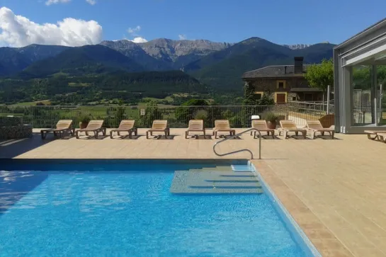 eco hotel pyrenees