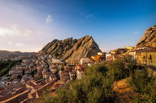 pietrapertosa at sunset
